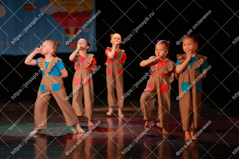 Фото