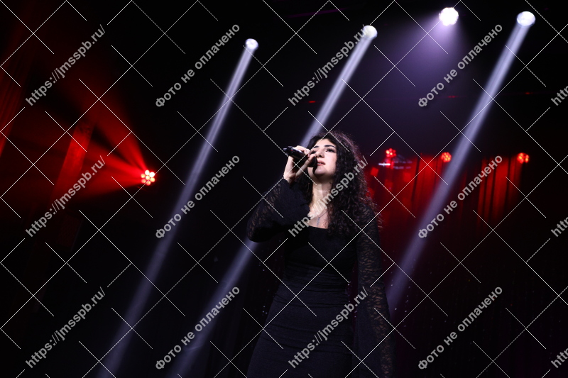 Фото