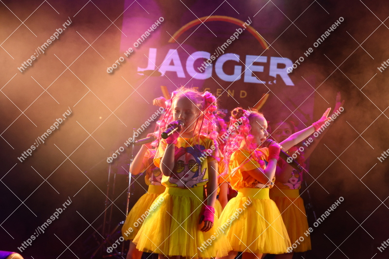 Фото