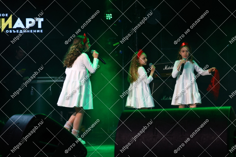 Фото
