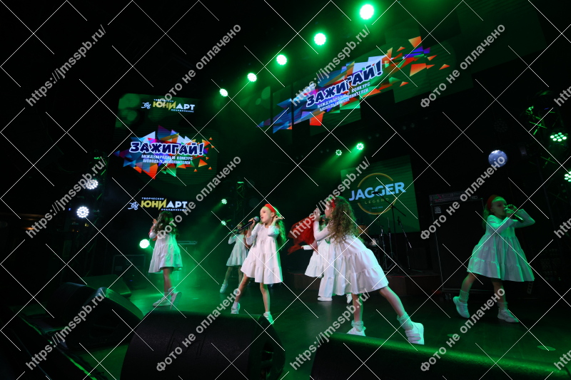 Фото