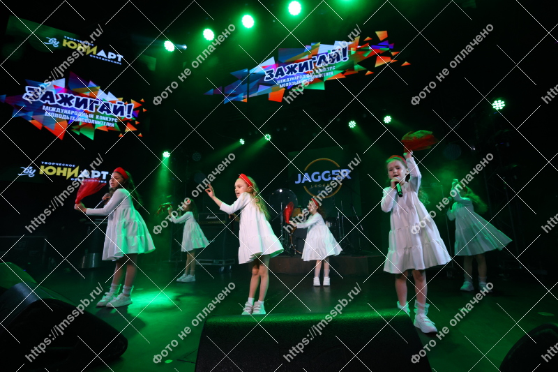 Фото