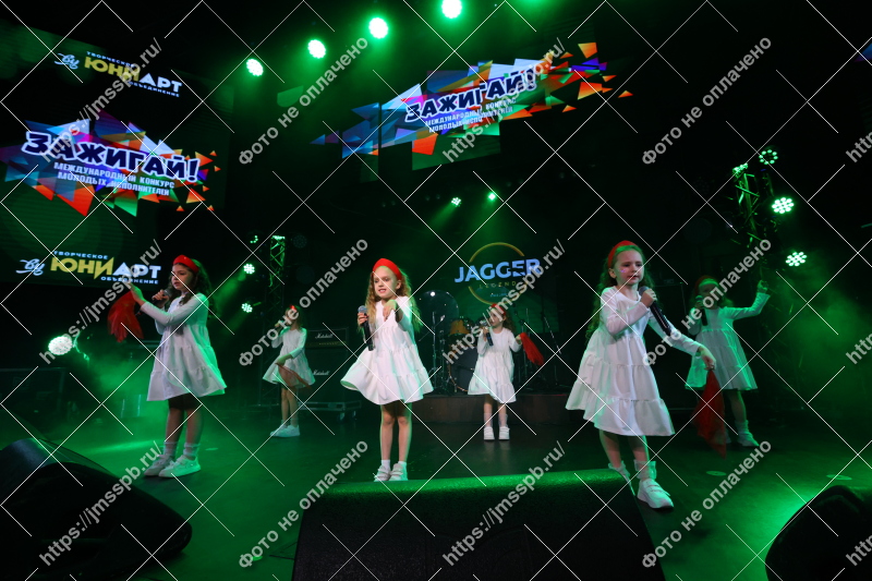 Фото