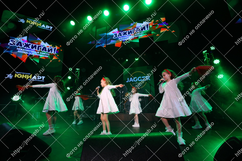 Фото