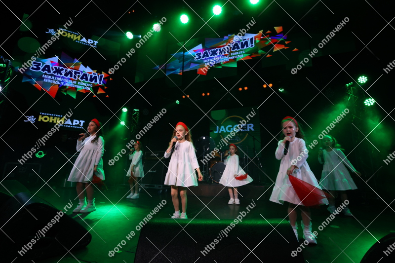 Фото