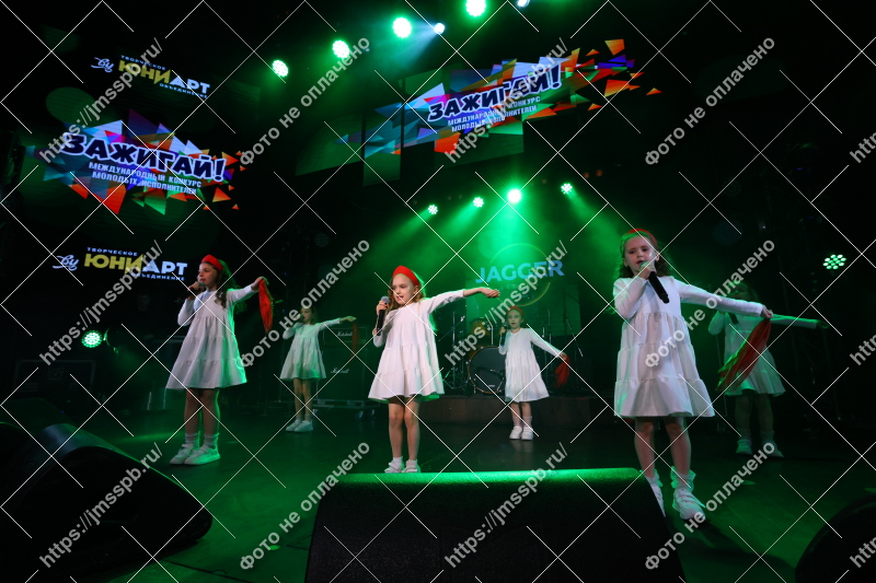 Фото
