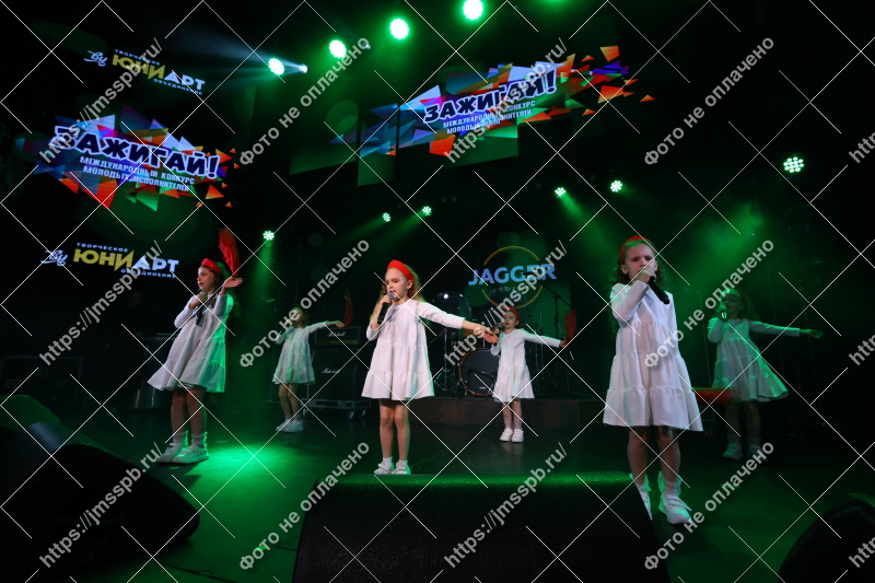 Фото