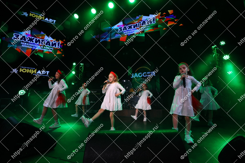 Фото