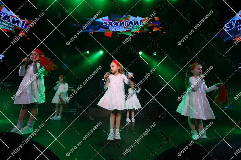Фото