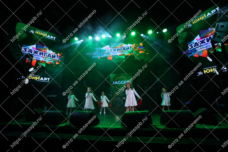 Фото