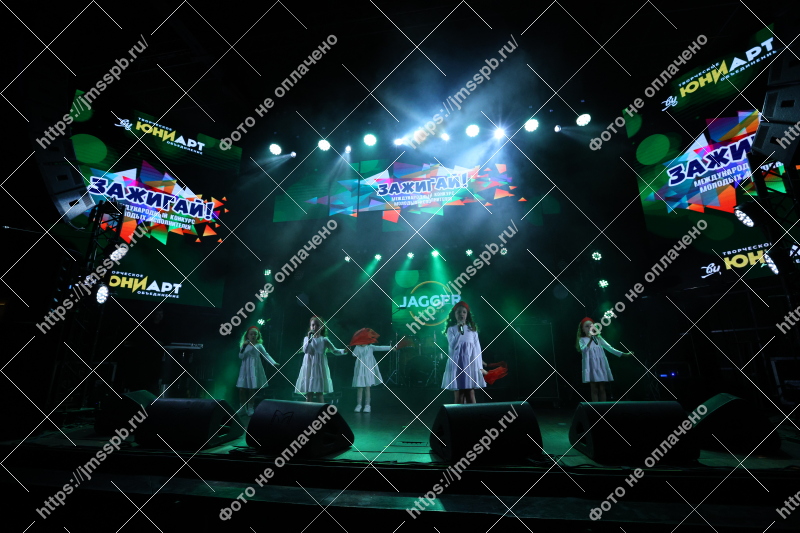 Фото