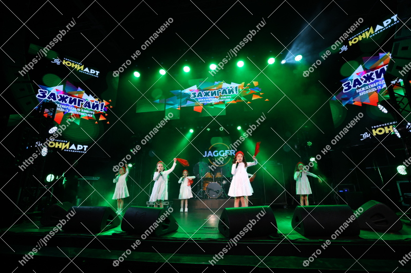 Фото