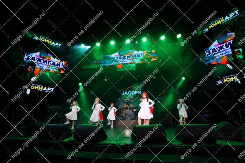 Фото