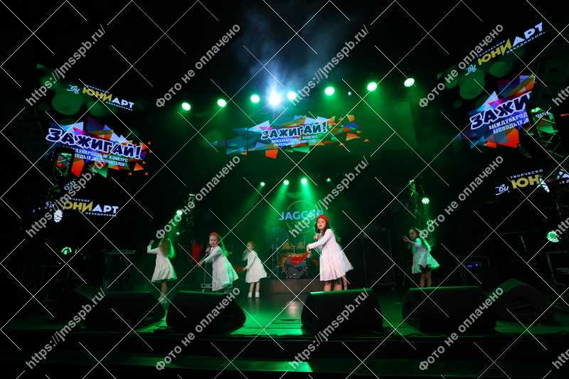 Фото