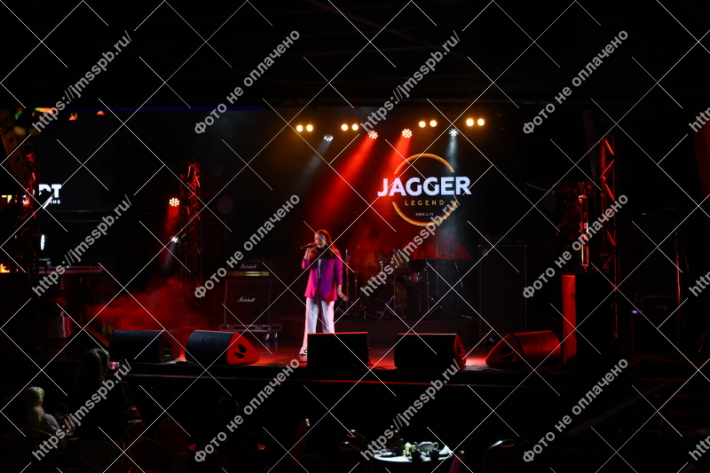 Фото