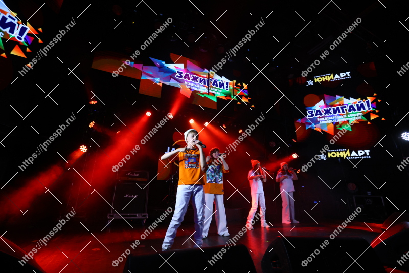 Фото