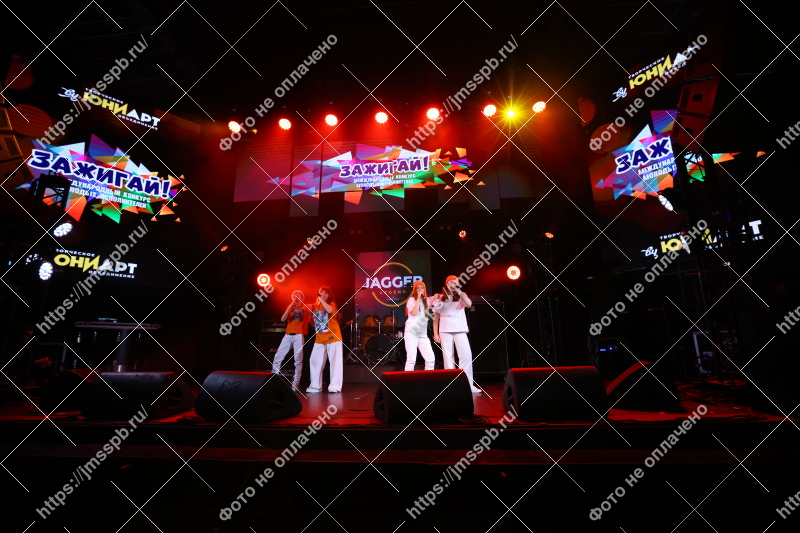 Фото