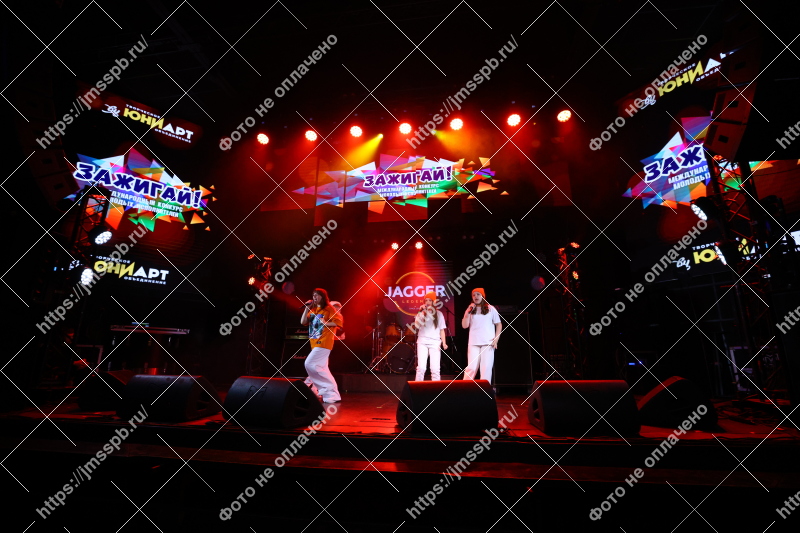 Фото