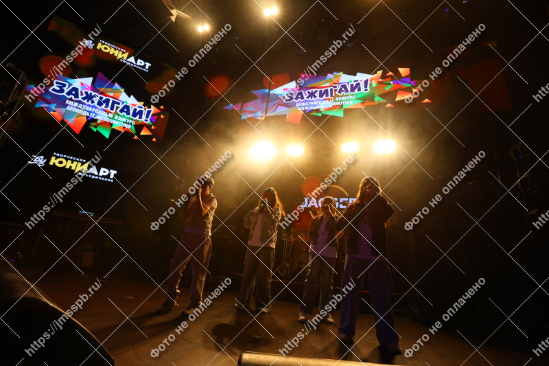 Фото
