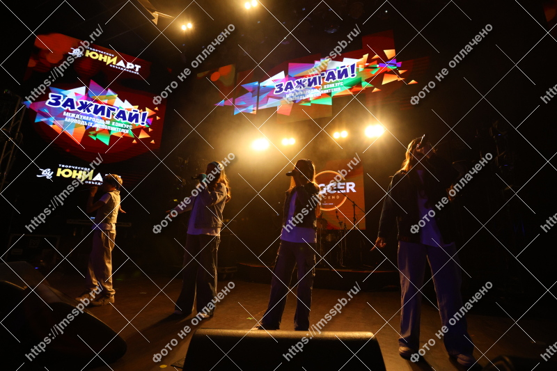 Фото