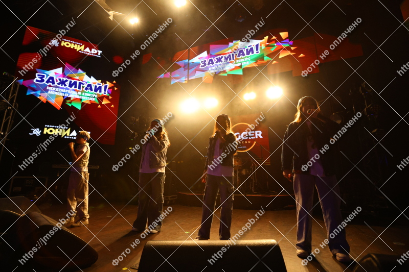 Фото