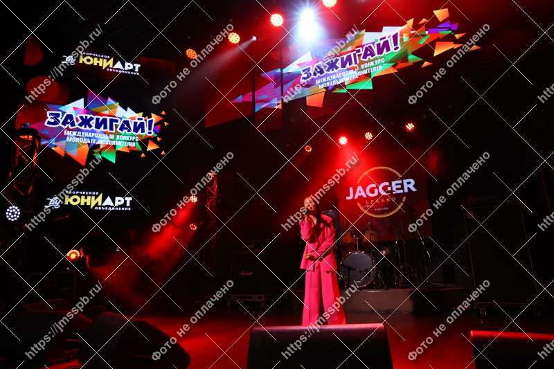 Фото