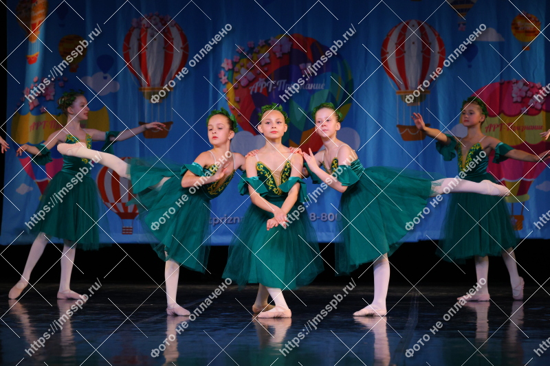 Фото