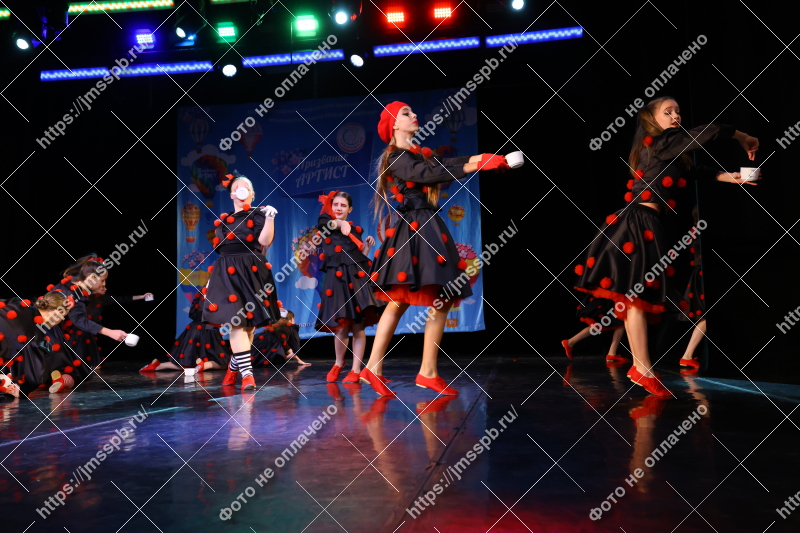 Фото